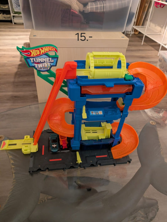 Hot Wheels City Let's Race Bahn Tunnel Twist Waschanlage